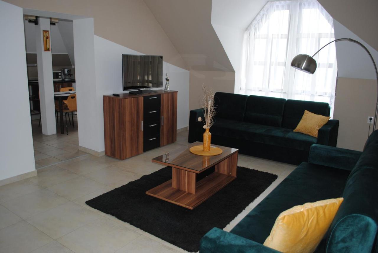 Dog Friendly Dom, Apartamenty Wichrowe Wzgorza Z Basenem Brenna Ustroń Exteriör bild