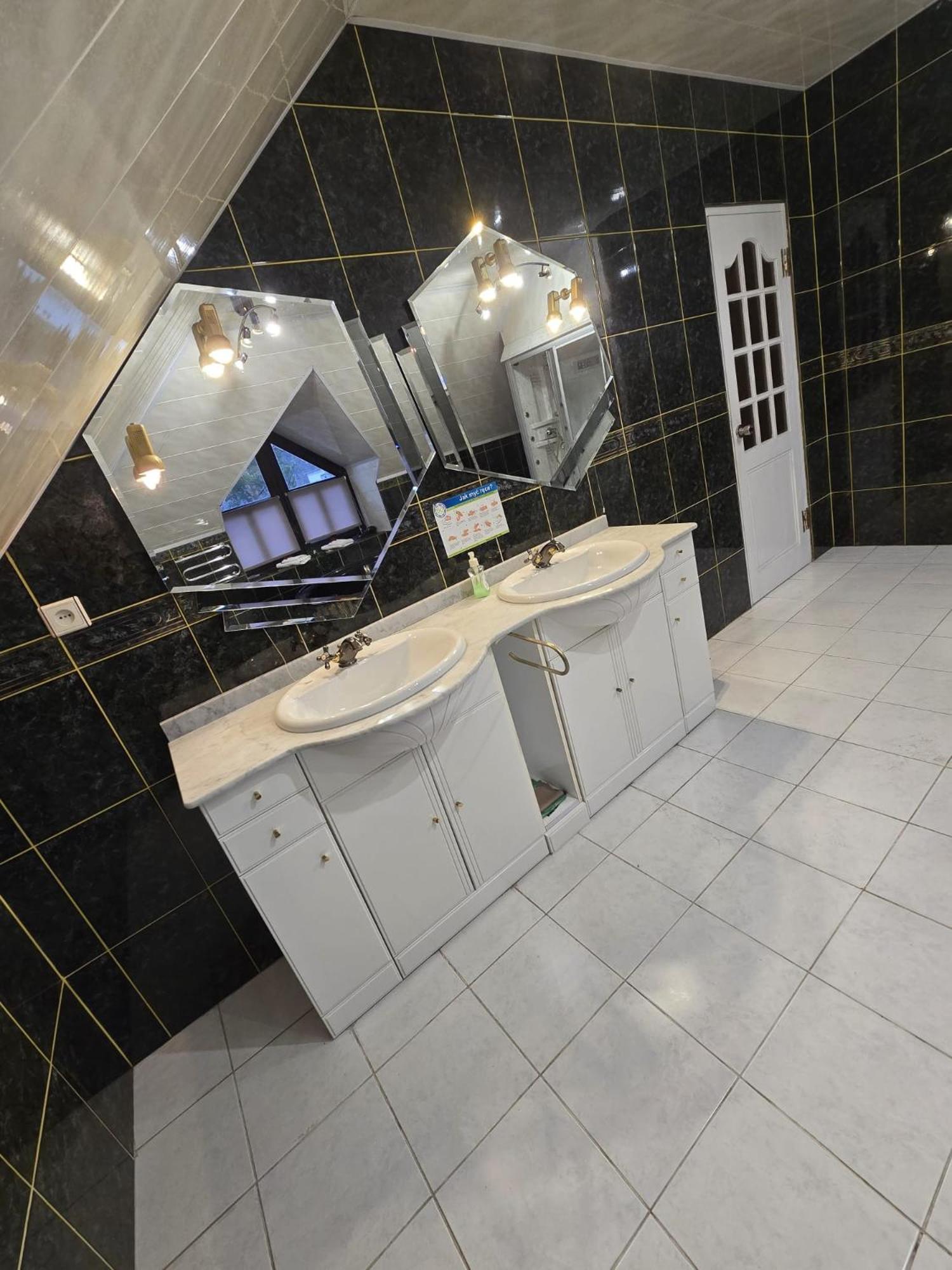 Dog Friendly Dom, Apartamenty Wichrowe Wzgorza Z Basenem Brenna Ustroń Exteriör bild